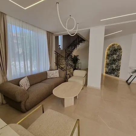 Family Edia-sandanski Hotel 3*