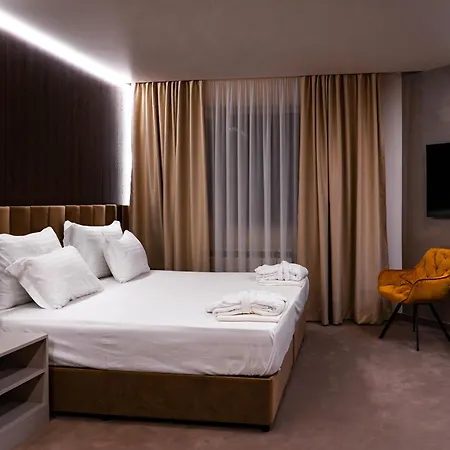 Family Edia-sandanski Hotel